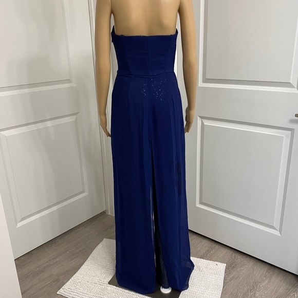 HALSTON Georgette Overlay Sequin Strapless Jumpsuit. Navy. Size 4. Resortwear. - Picture 7 of 16